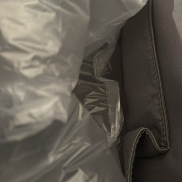 Gilda Paris luggage bag (NWT) for men and women travel bag - Picture 4 of 5